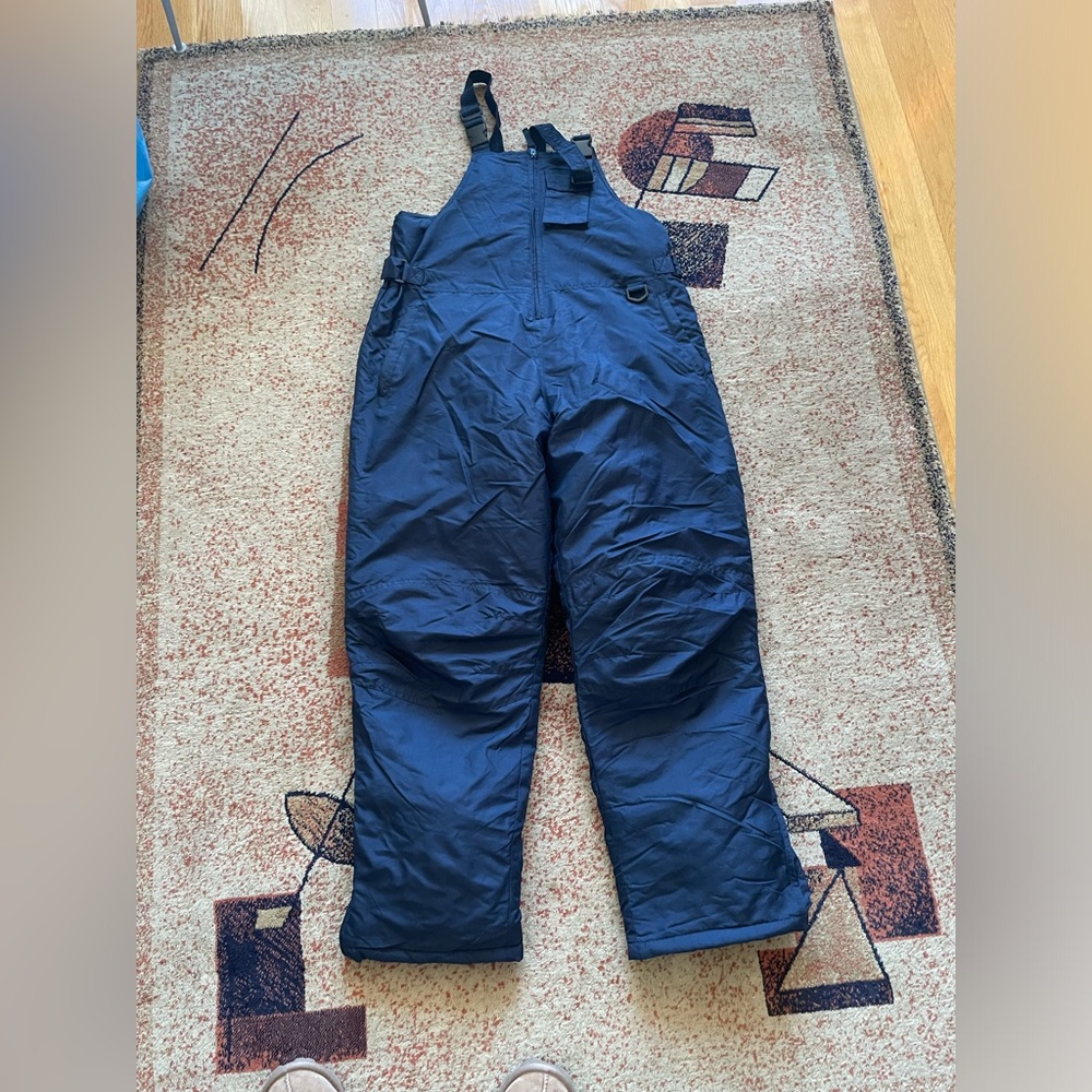 Snow pants